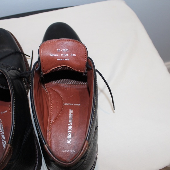 Johnson and Murphy 100% leather Boots - Picture 5 of 8